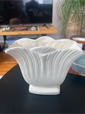 Vintage Roseville Cream Ceramic Tulip-Shaped Vase